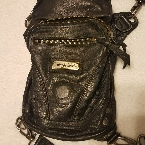 *SOLD* Jungle Tribe 'Predator' - leather hip bag - Picture 4 of 7